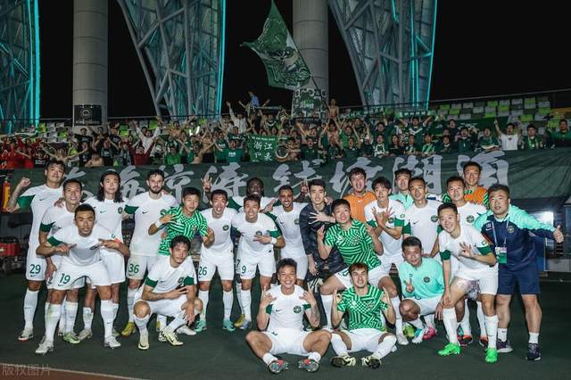 浙江队以坚定决心夺得胜利，完胜对手