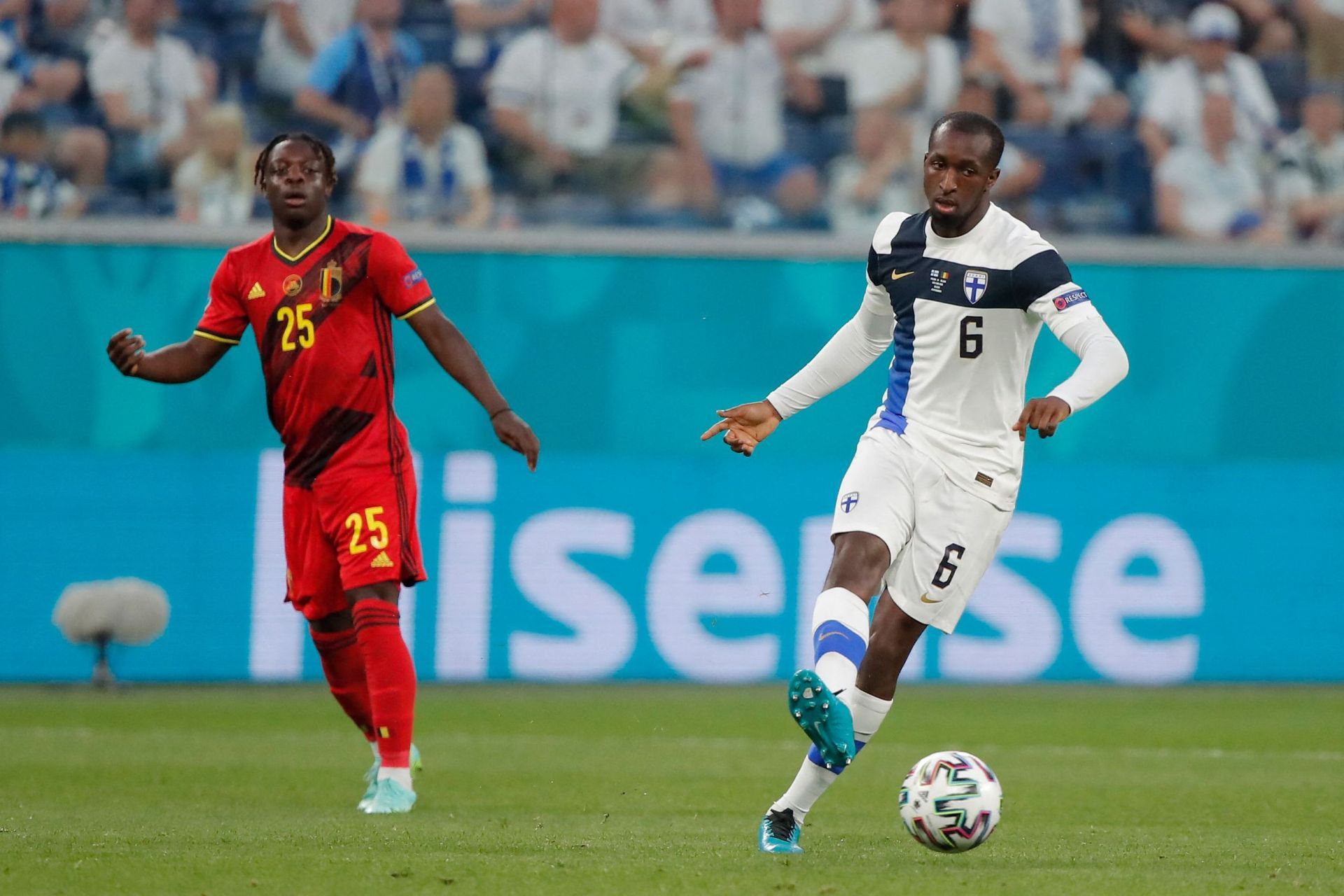 俄罗斯大胜奥地利,晋级半决赛 俄罗斯大胜奥地利,晋级半决赛