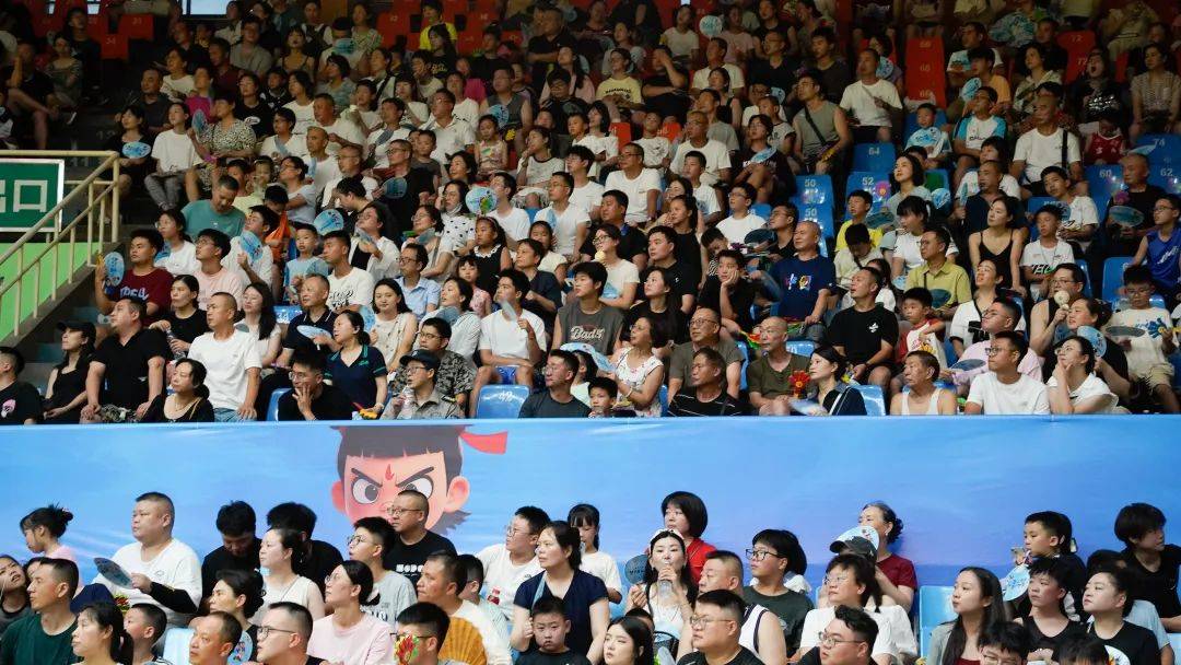 科特布斯集体发威,主场告捷取得完胜 科特布斯集体发威,主场告捷取得完胜