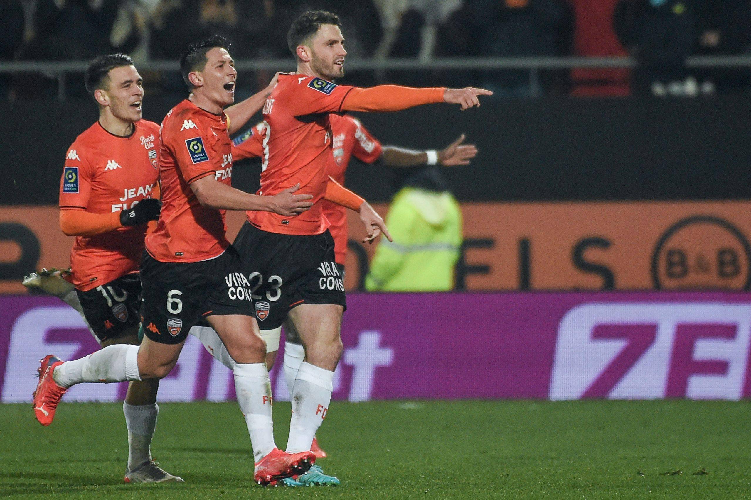 雷恩与洛里昂战平,激烈角逐 雷恩与洛里昂战平,激烈角逐