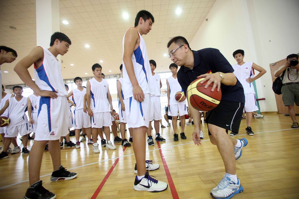 关于激烈角逐助球队锻炼团队默契协作的信息