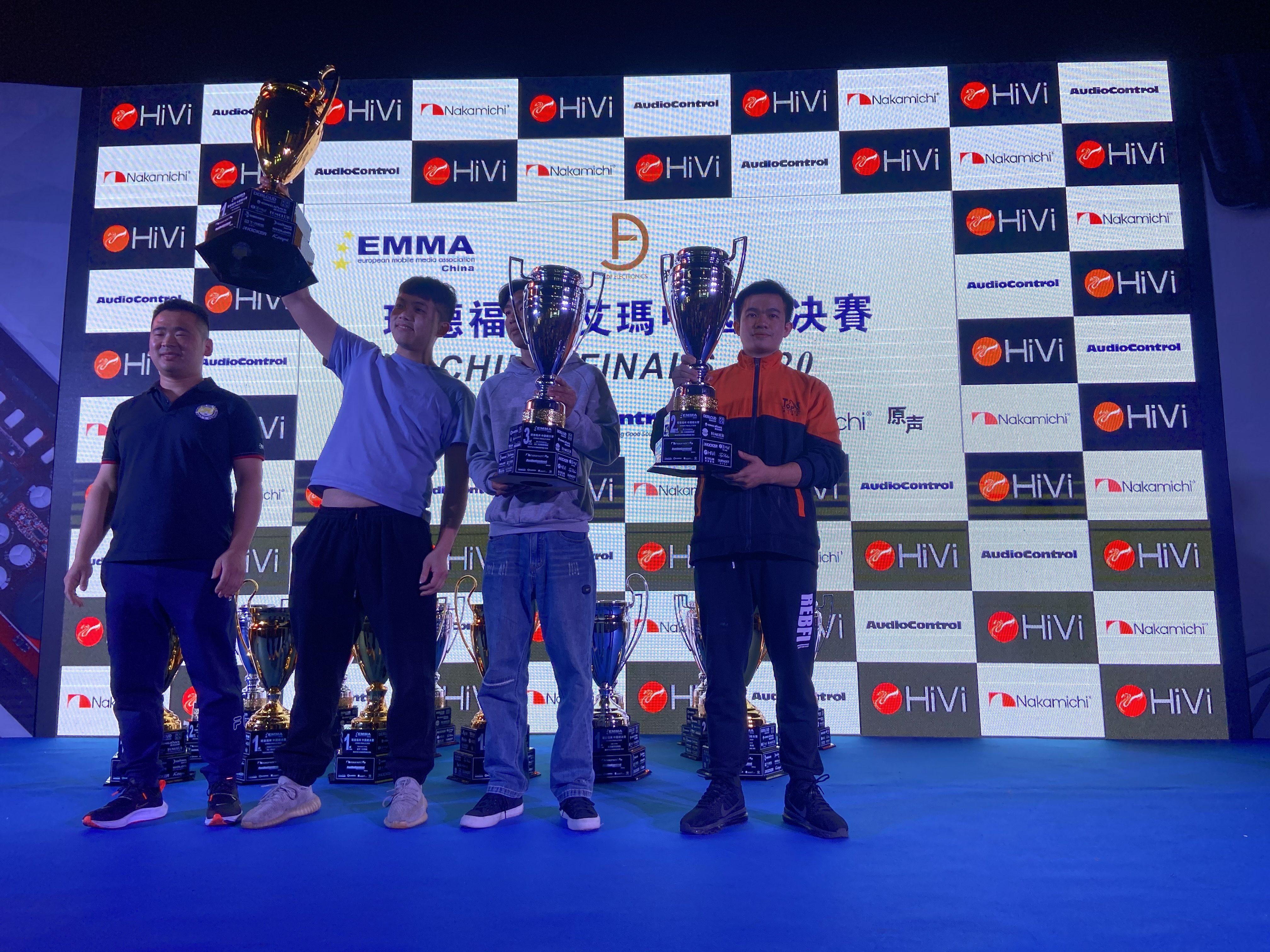 阿根廷球队取得南美洲杯亚军，斩获殊荣的简单介绍