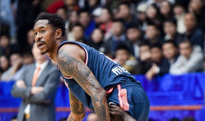 四川男篮实力不俗，斩获连胜