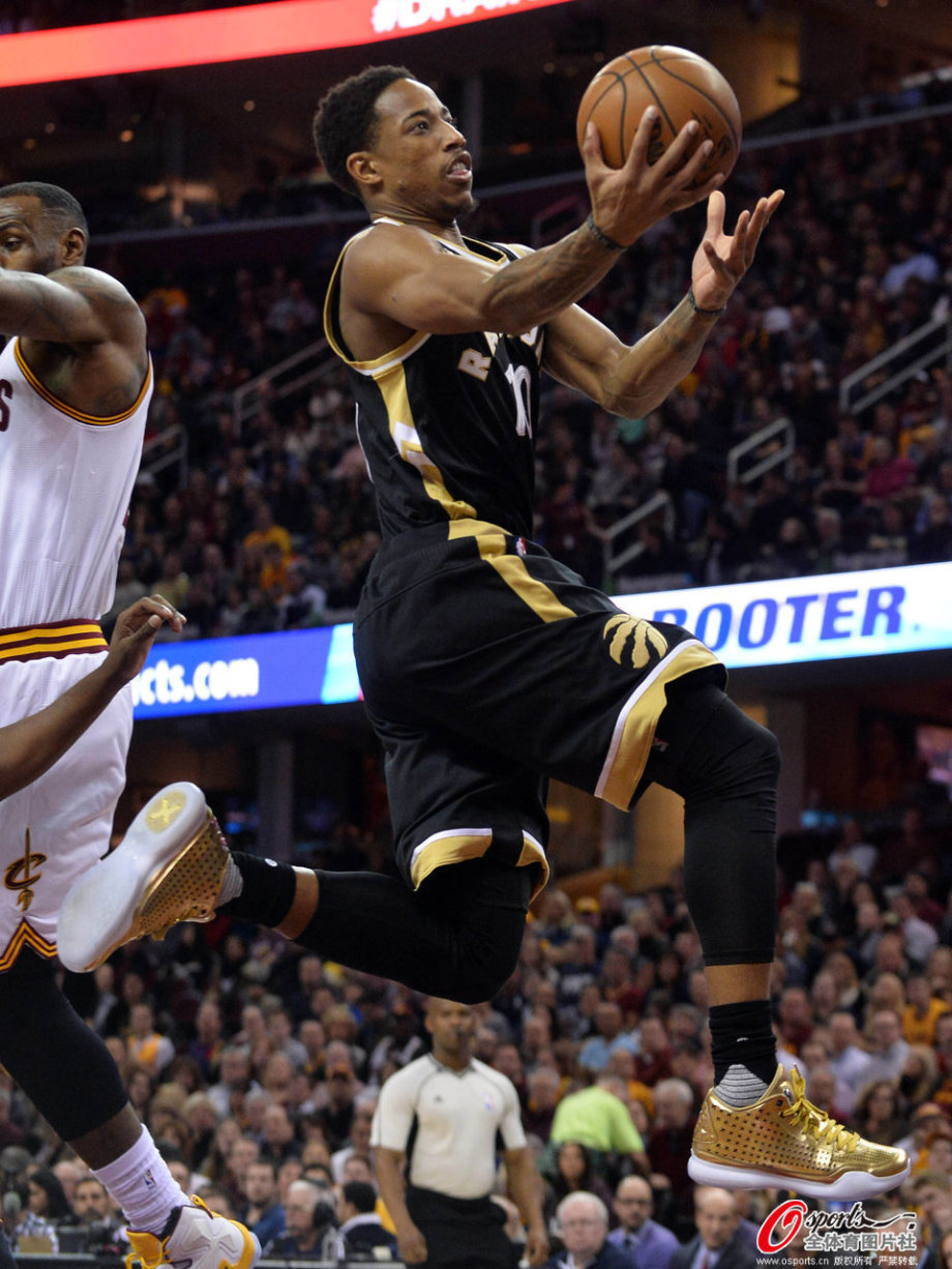 猛龙逆转胜骑士，挺进东部前三！的简单介绍