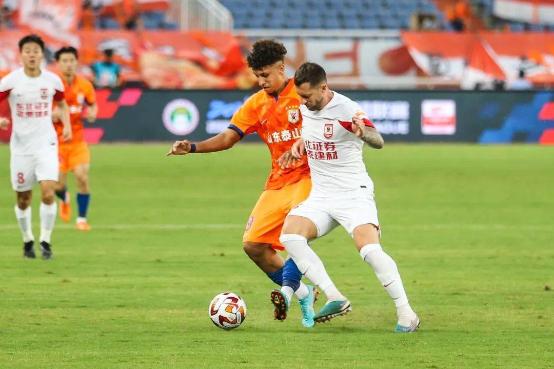 中超联赛在哈尔滨举行成功结束，山东鲁能队获胜的简单介绍