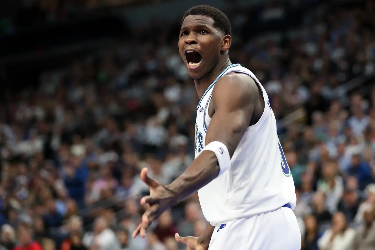 森林狼击败国王，结束连败