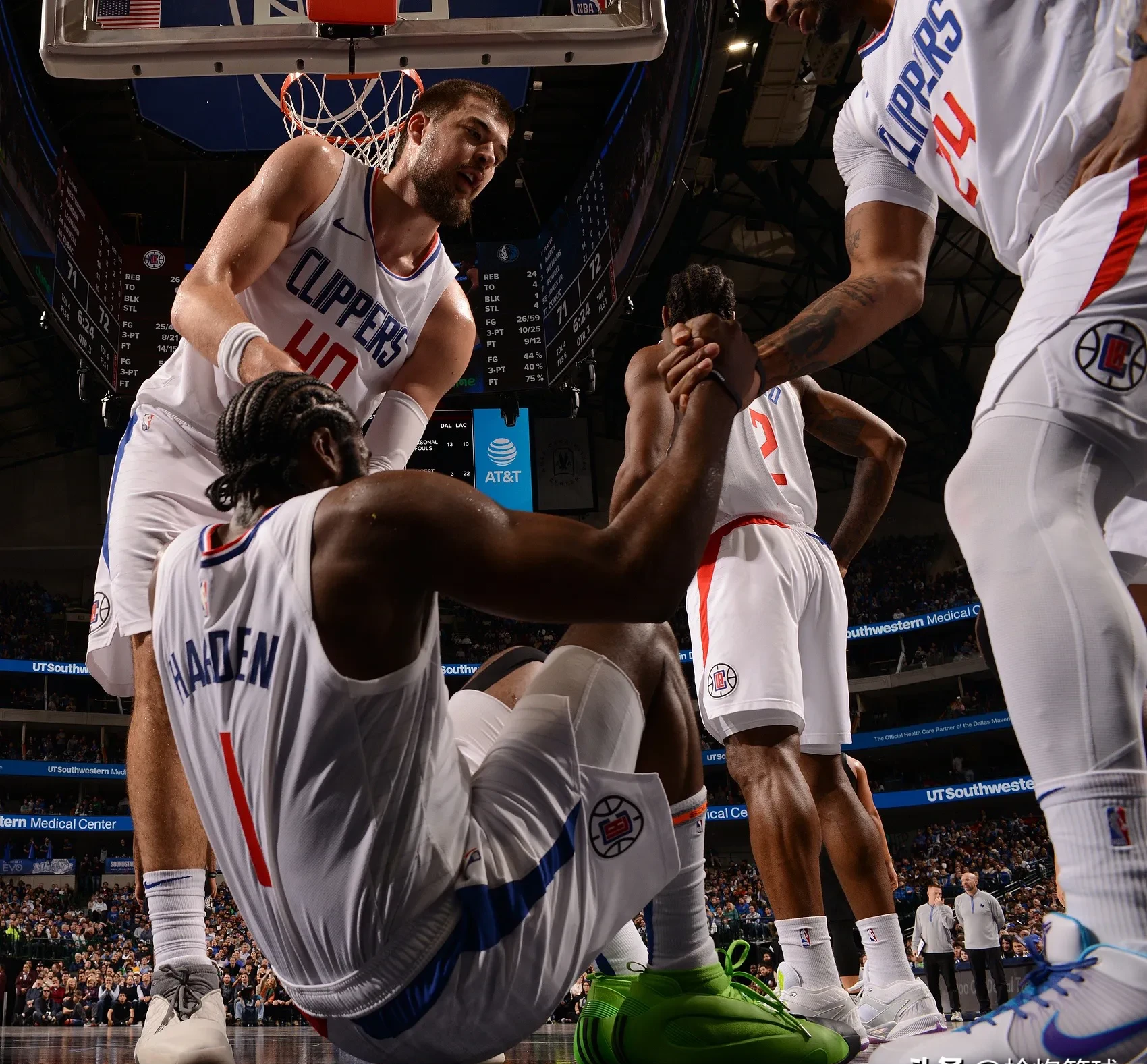 快船不敌独行侠，遭遇两连败