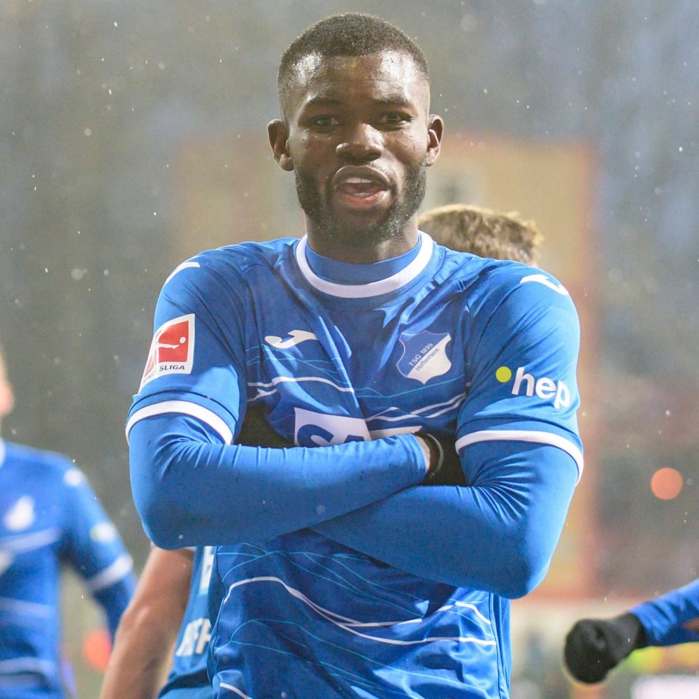 科隆主场失利,保级梦魇再现,陷入保级区深渊的简单介绍 科隆主场失利,保级梦魇再现,陷入保级区深渊的简单介绍