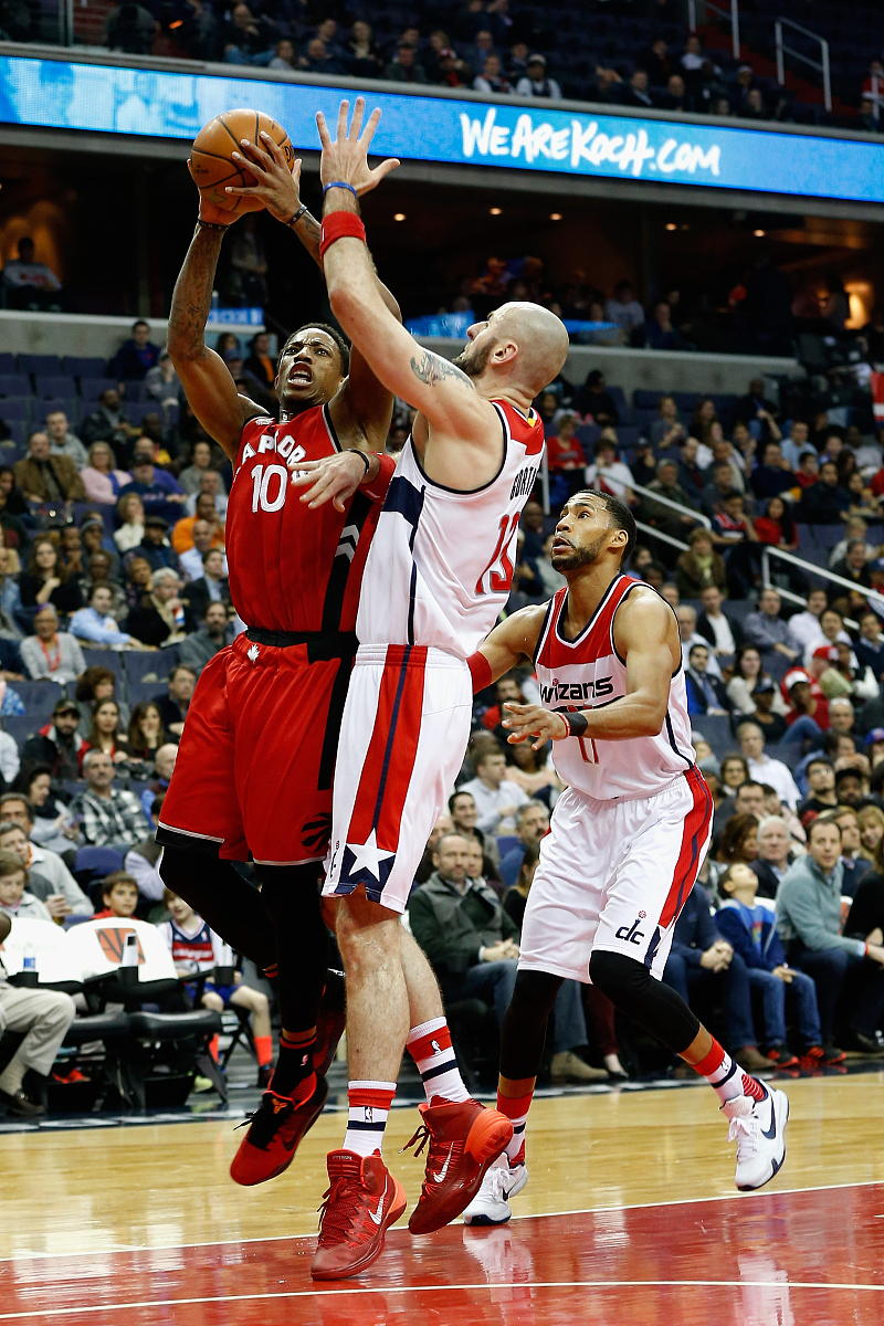 猛龙战胜尼克斯，取得连胜