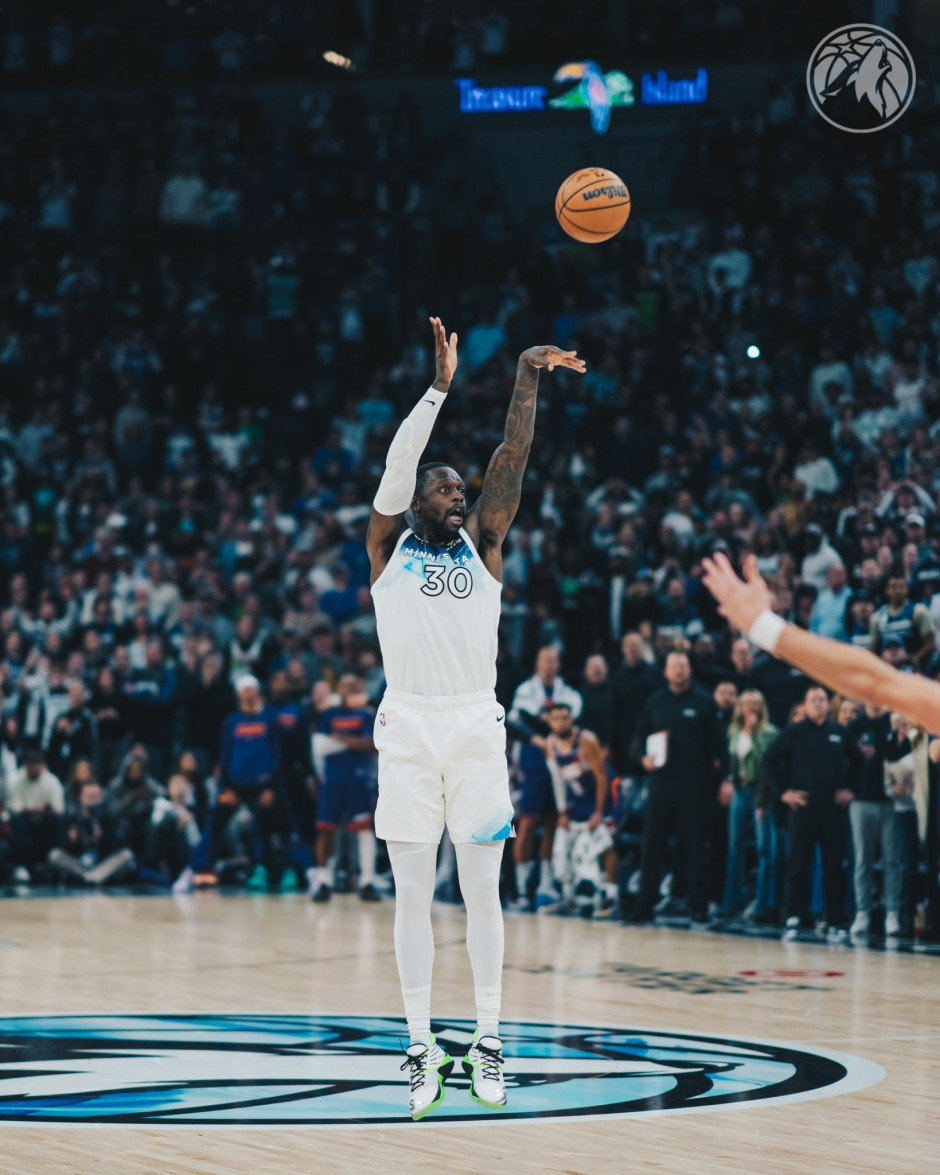 尼克斯击败骑士，兰德尔关键时刻发力！