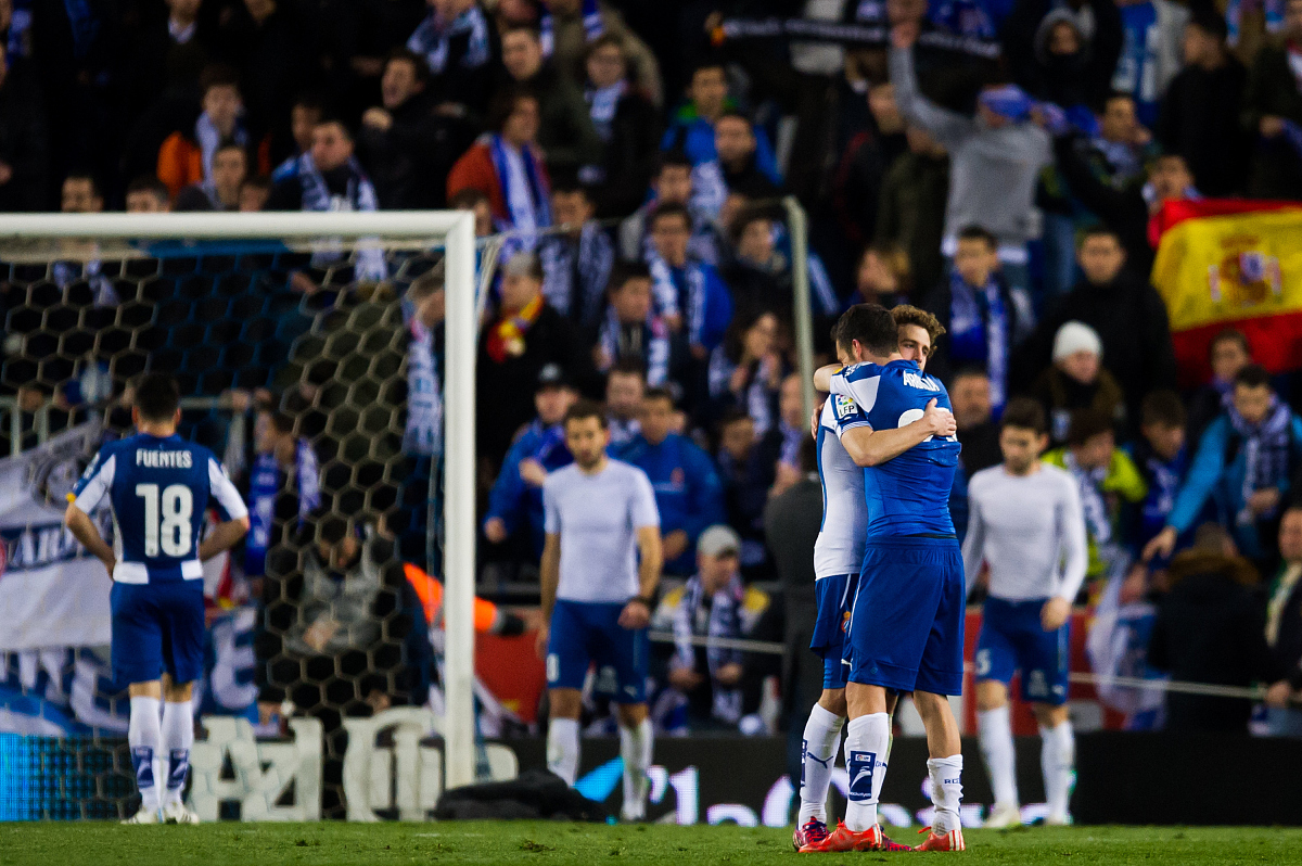 巴萨主场不敌皇家贝蒂斯，遭遇西甲两连败