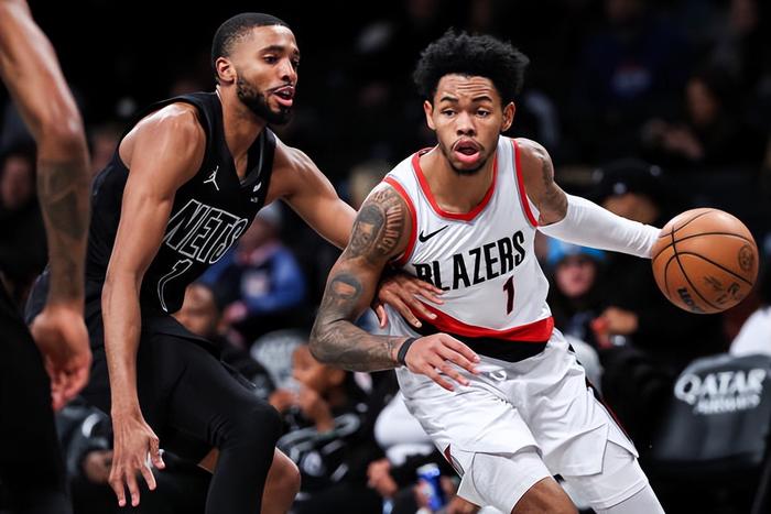 热火客场惊险胜湖人，夺得胜利