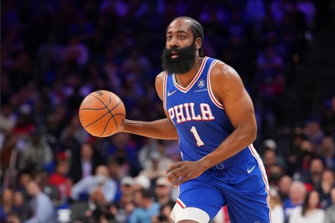 火箭逆转马刺：哈登独砍50分，绝杀压哨