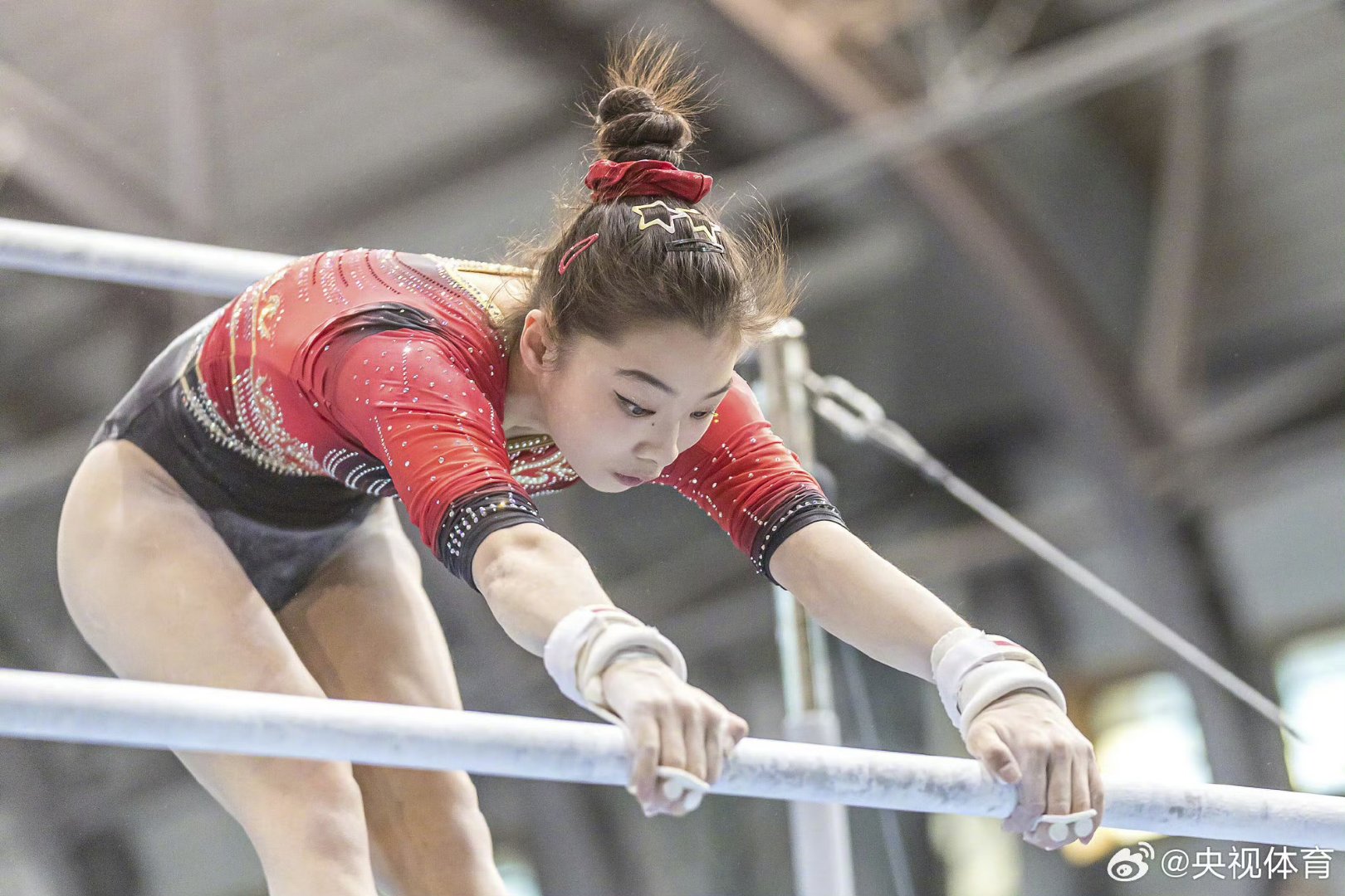 选手展现出色技艺，赛场上喜人表现的简单介绍